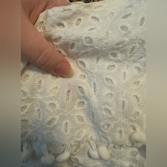 Showpo . White Eyelet Sweetheart Neckline Women’s 12 Mini Dress Ruffle - Picture 4 of 10